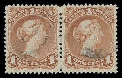 CANADA  22 variety,A very well centered used pair on the short-lived coarse paper with distinct vertical mesh paper (Duckworth Paper 7), lightly cancelled, VF